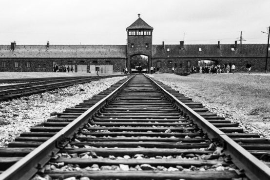 Auschwitz-Birkenau-Poland-1129x752.jpg.optimal
